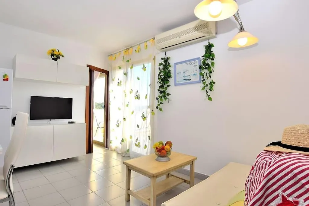 Διαμέρισμα Apartamento Pino Alto Σαλού
