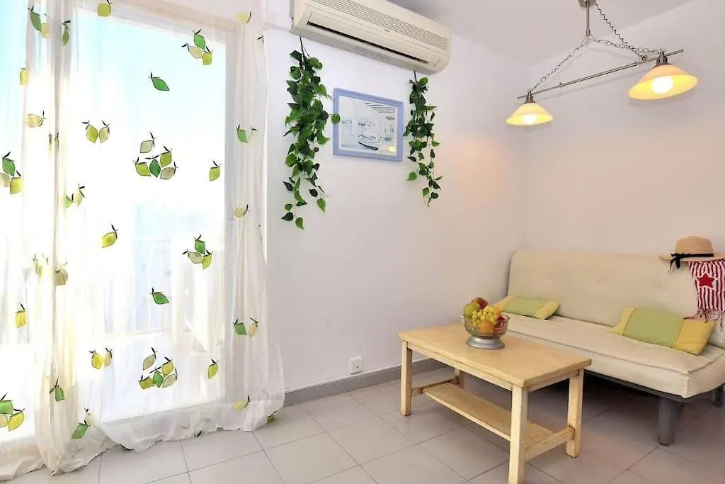 Διαμέρισμα Apartamento Pino Alto Σαλού